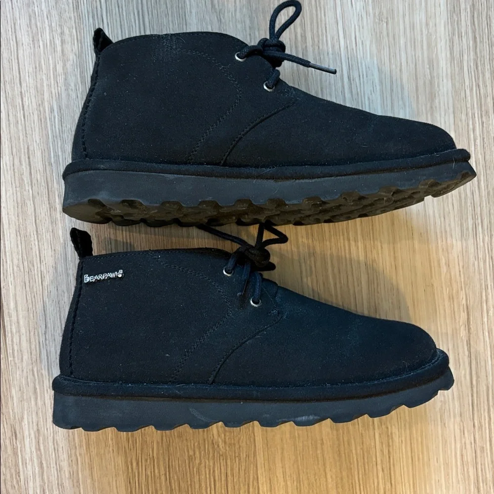 EUC Bearpaw Skye Black Chukka Boots 8